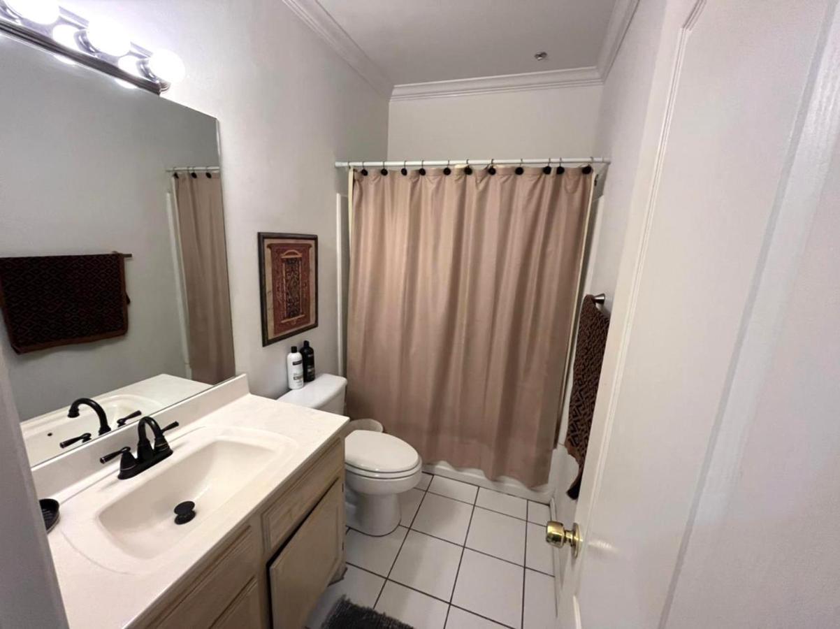 Beautifully Furnished 3Bd 2Br Pool Gated Condo In Mcallen, Tx Pharr Eksteriør bilde
